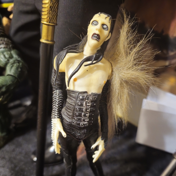 MARILYN MANSON Disposable Teens Action Figure Fewture Toys - Picture 9 of 9